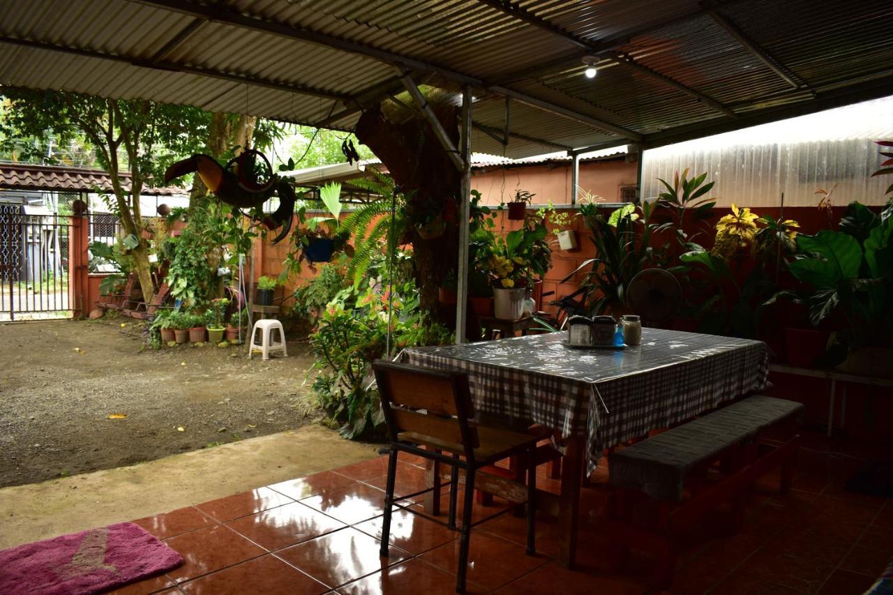 Hotel Casa Quepos Exteriér fotografie